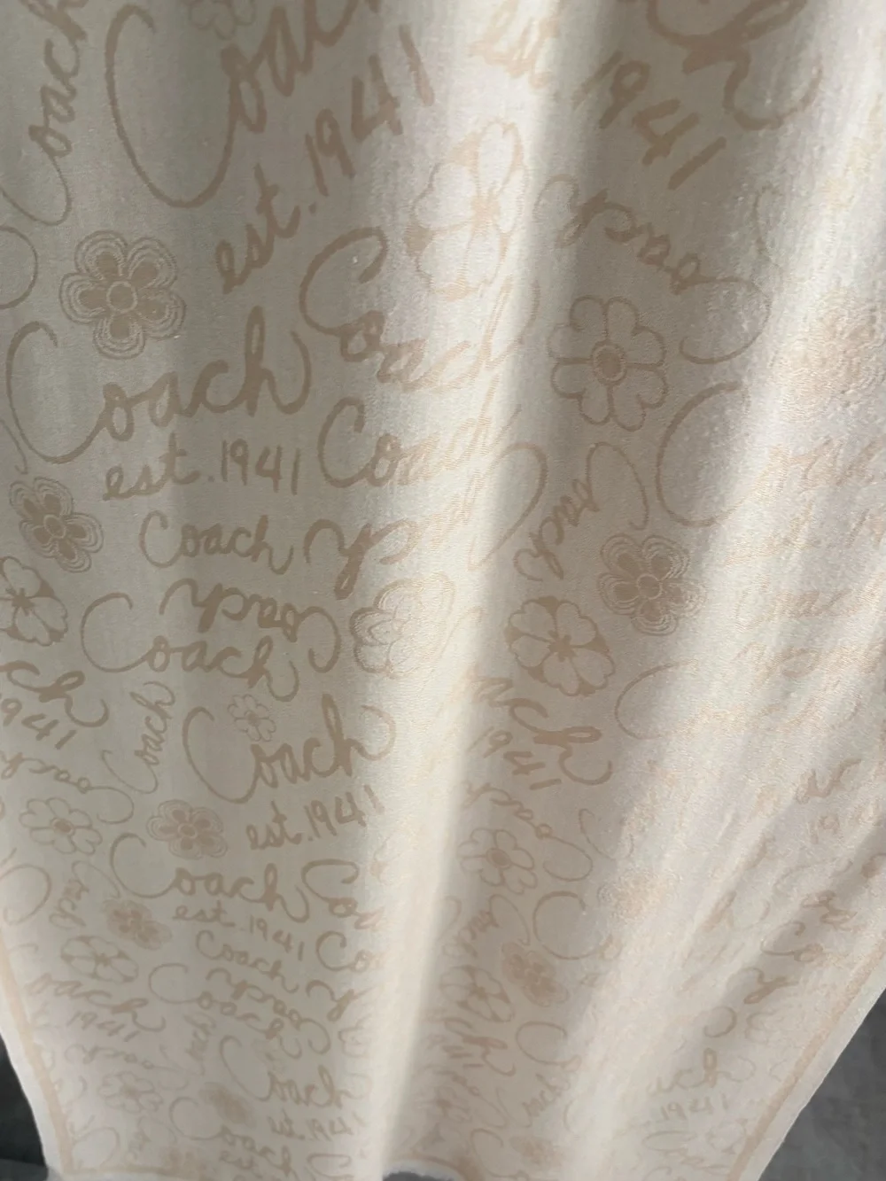 Coach Cream Script-Print scarf pashmina shawl with flowers logo silk wool As Is